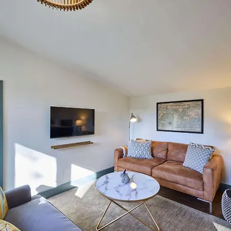 Host & - The 惠特比