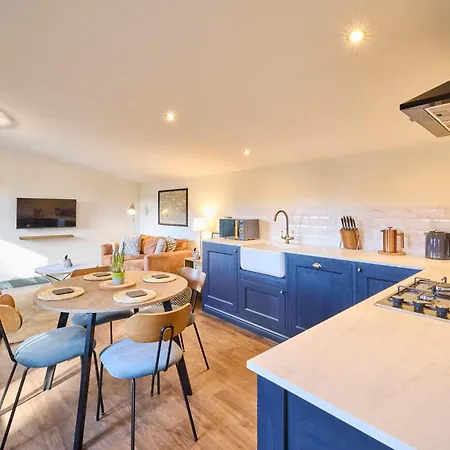 Host & - The Tatil Evi